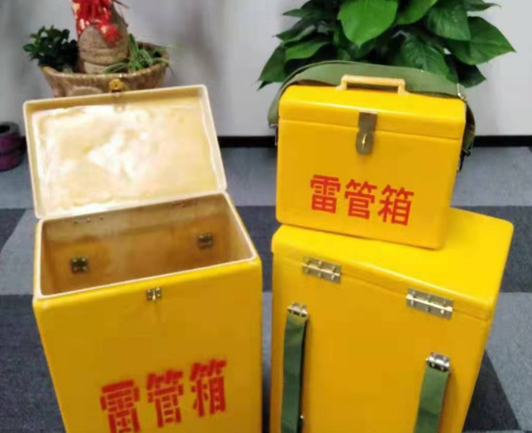小金玻璃钢雷管箱有哪些特点