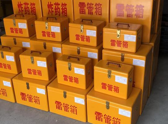 小金玻璃钢雷管箱的使用寿命一般是多少？