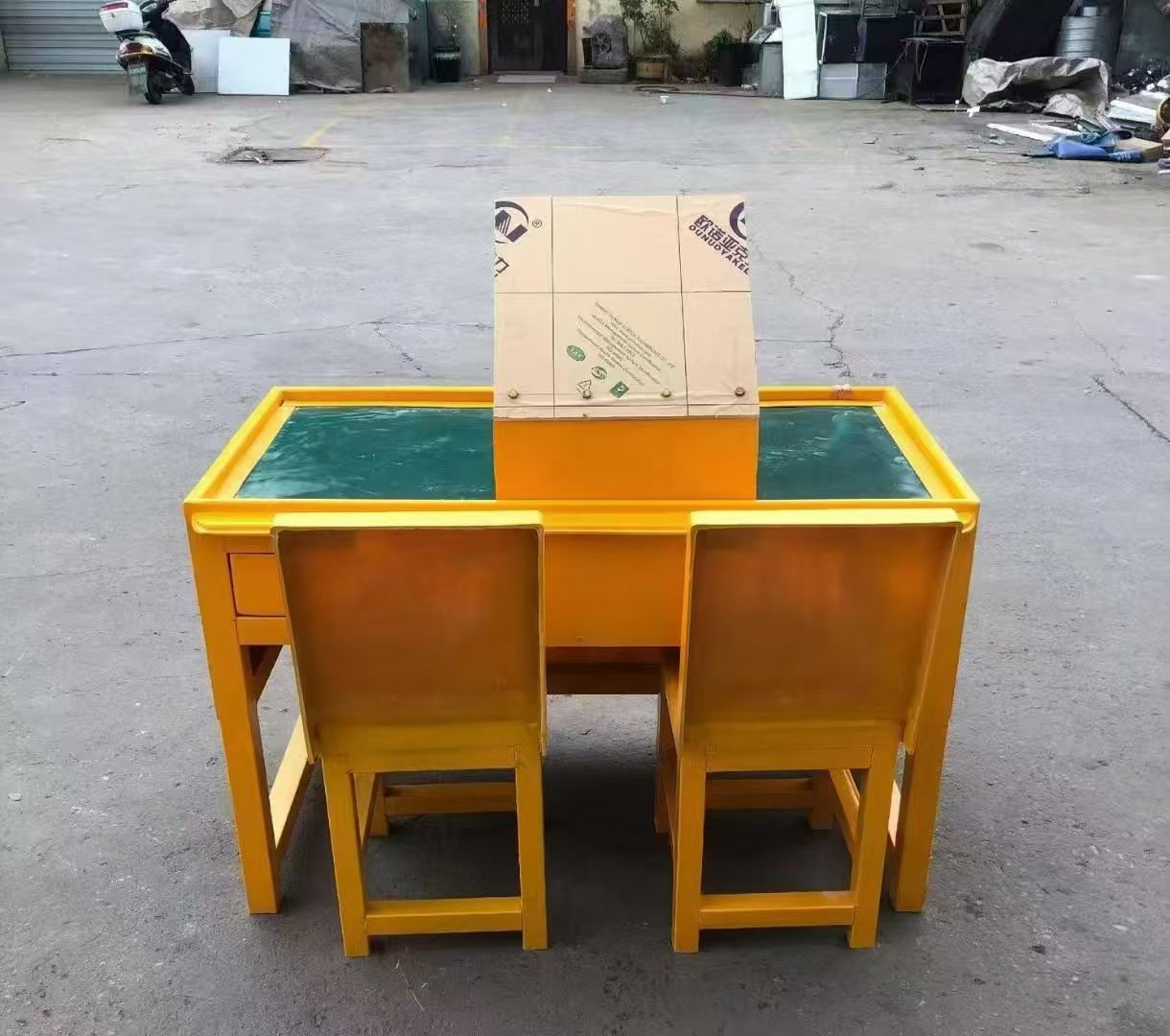 小金防静电导通桌井下煤矿火工品发放桌：危险品流转的安全守护者
